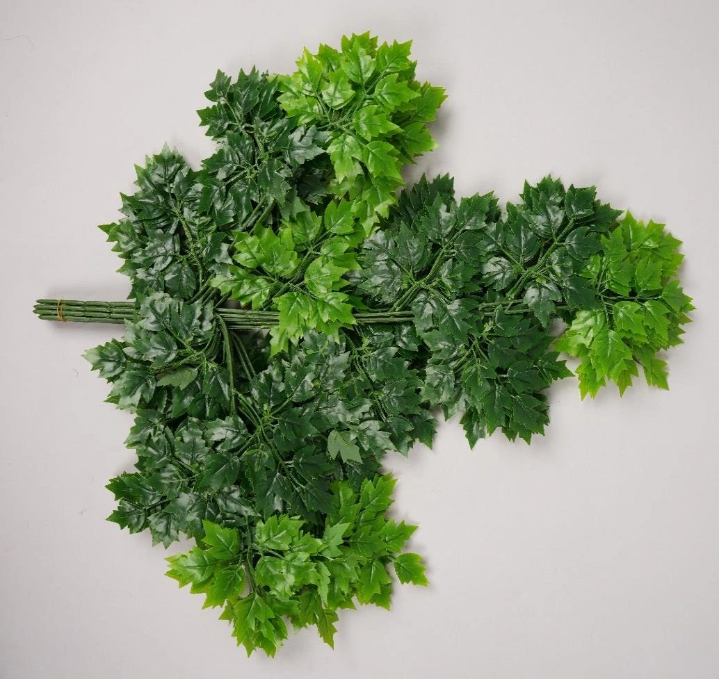 Natural Mini Maple Leaves Bunch Set of 12